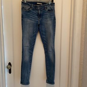 Levis 711 skinny